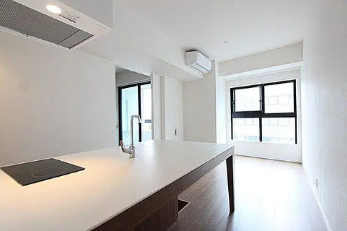 千代田区岩本町１丁目の賃貸マンションの居間・リビング