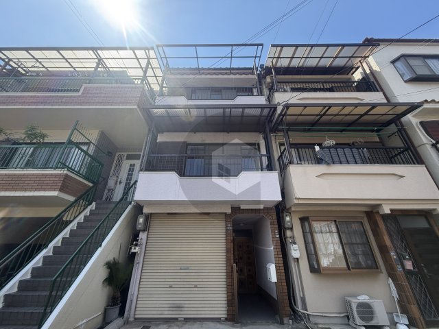 御厨3丁目貸家の外観