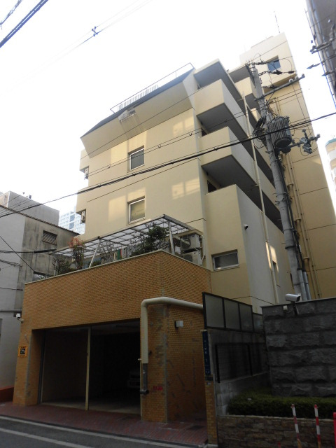 大阪市中央区十二軒町の賃貸マンションの外観