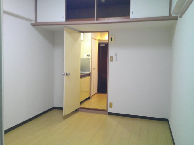 大阪市中央区十二軒町の賃貸マンションの内装