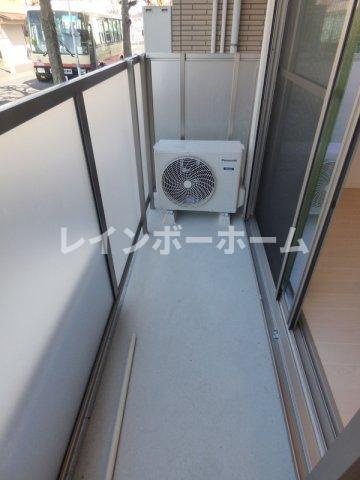 TownhouseⅤのバルコニー|お洗濯にも便利なバルコニー付き