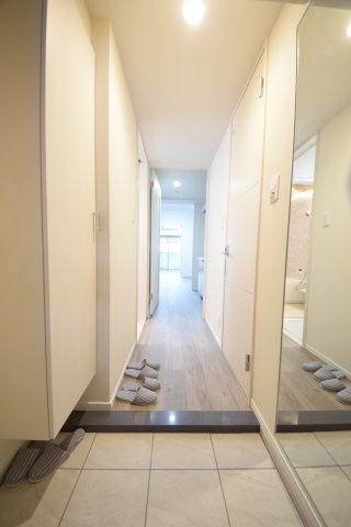 リアライズ小路駅前の玄関|リアライズ小路駅前　玄関