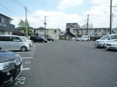 アールグレイスヒルの駐車場