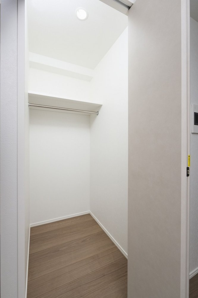 新品家具付きマンション築港本町21(KaGood福岡)の収納