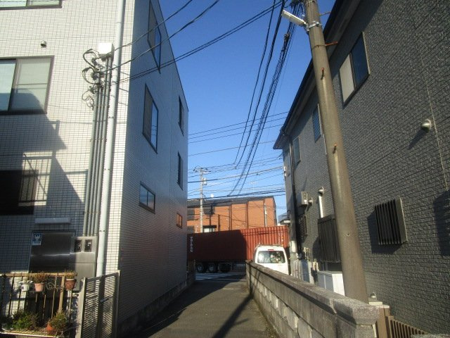 厚木市旭町４丁目の倉庫