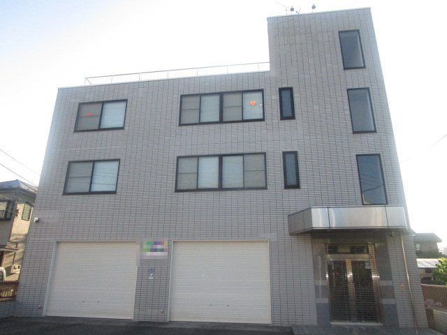 厚木市旭町４丁目の倉庫