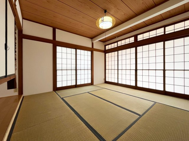 昇町3丁目貸家の和室
