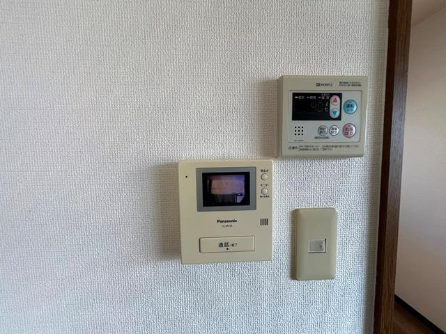 コーポイマージュＡ棟の内装|カメラ付インターホン