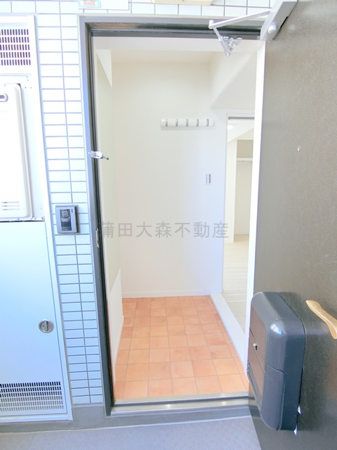 ルミークアン蒲田の玄関