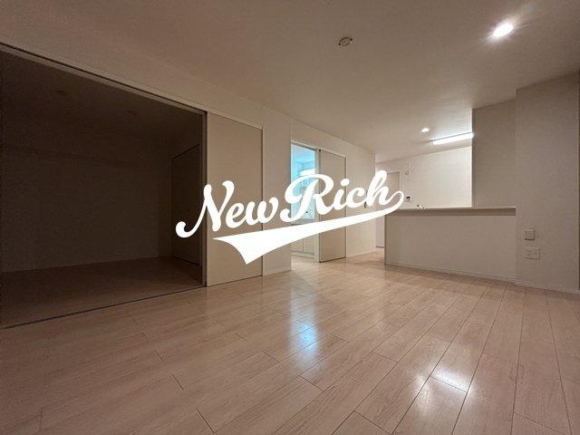 高崎市倉賀野町のアパートの居間・リビング