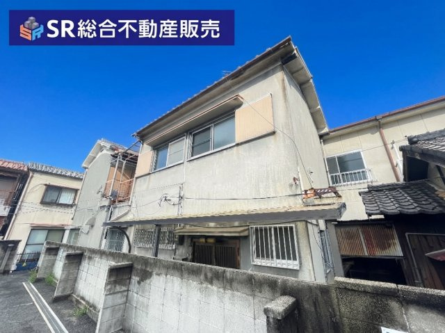 友井4丁目中古戸建の外観|収益物件としても◎階段の上り下りがしんどいという方にぴったりの2F建て♪