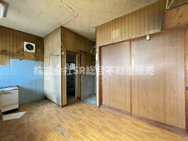 友井4丁目中古戸建のキッチン|日々の生活に必要な設備が集約された便利なダイニングキッチンスペースです！