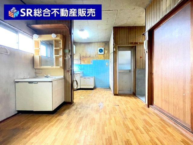 友井4丁目中古戸建の玄関|シューズボックス付きで整理整頓できます！
