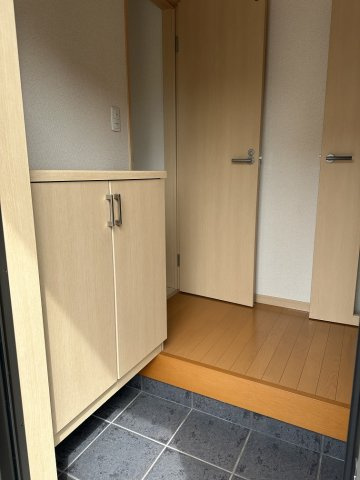 おがさわら和の家60番貸家群①の玄関