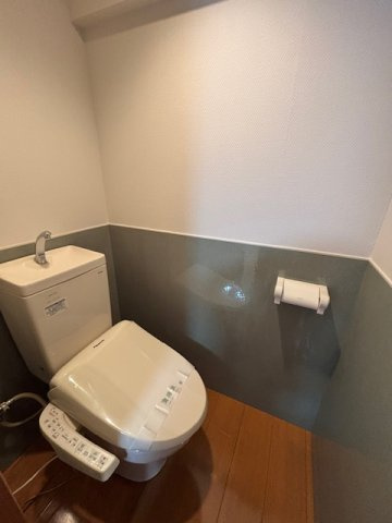 小金井市前原町４丁目の賃貸マンションのトイレ