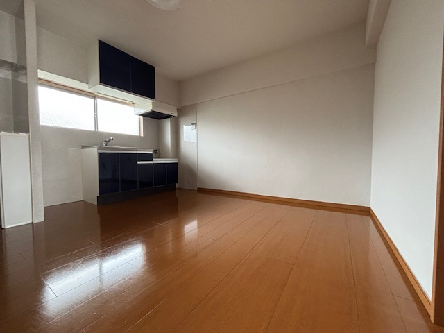小金井市前原町４丁目の賃貸マンションの居間・リビング