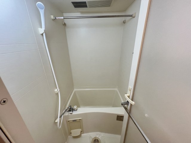 エイムオーエス島崎町マンションの浴室