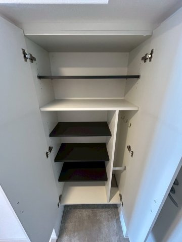 セレニテ難波グランデシュッドの収納