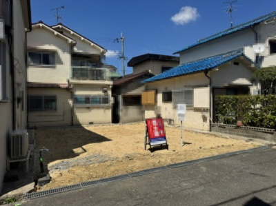 【外観】 | 堺市東区北野田3期 | 万代 北野田店すぐそば！教育施設も身近に揃い、子育て世帯にも嬉しいエリア。(2026年8月撮影)