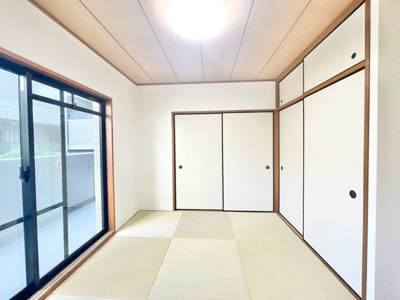 【和室】 | 豊中曽根リッツハウス | エイブル売買事業部では、箕面市・豊中市・吹田市・池田市・茨木市・高槻市の北摂エリア全域で、物件のご紹介を致しております。北摂エリアにて購入物件をお探しの際は、当社までお問合せ下さいませ。