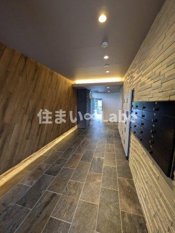 Arista箱崎のエントランス