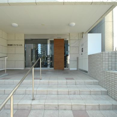福岡市博多区博多駅南５丁目の賃貸マンションのロビー