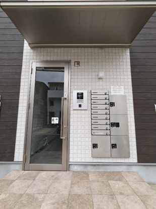 プラージュ外新町　名古屋市賃貸　仲介手数料無料のエントランス