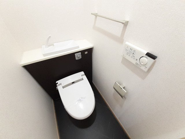 【トイレ】 | ベルフリーデ | トイレです