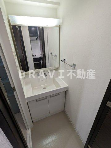 エスライズ本町東　BRAVI不動産の独立洗面台|【エスライズ本町東】独立洗面台で身支度をすべて済ませてしまいましょう