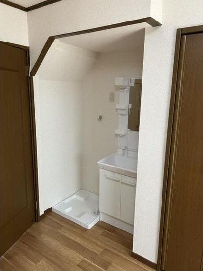 【洗面所】西尻池1丁目戸建貸家