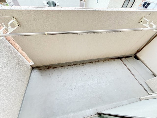 アレルヤのバルコニー