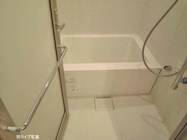 コンフォリア門前仲町の浴室