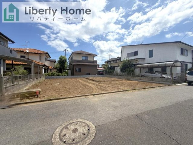 水戸市千波町6期　新築戸建の前面道路含む現地写真