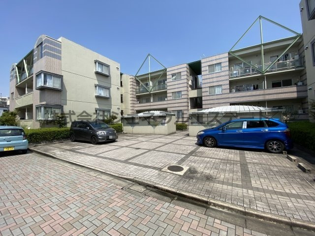 カルチェ・ダムールDの駐車場|駐車場です