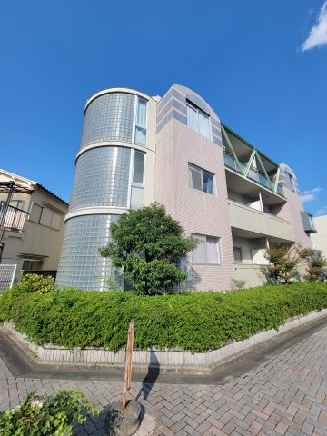 カルチェ・ダムールDの外観