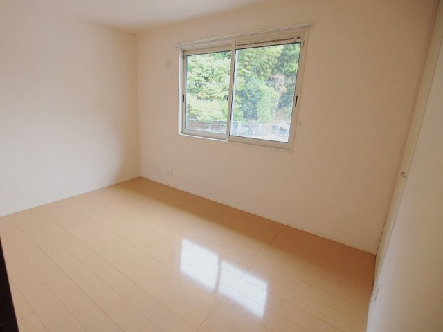 エンブレム伴　B棟の寝室