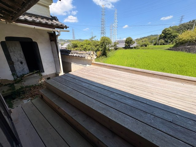 北田原町店舗のバルコニー