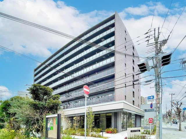フレンシア西宮北口の外観