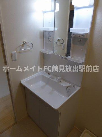 東大阪市森河内西１丁目のハイツの独立洗面台