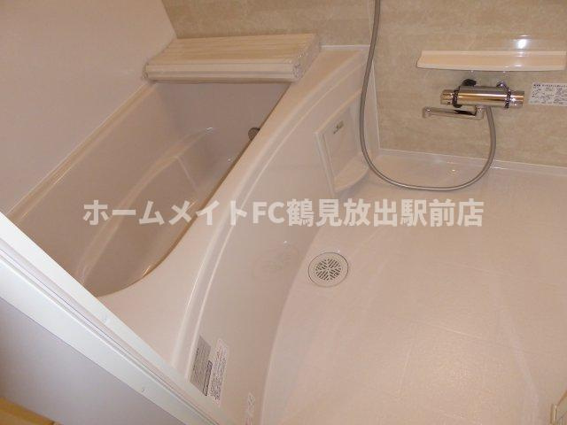 東大阪市森河内西１丁目のハイツの浴室