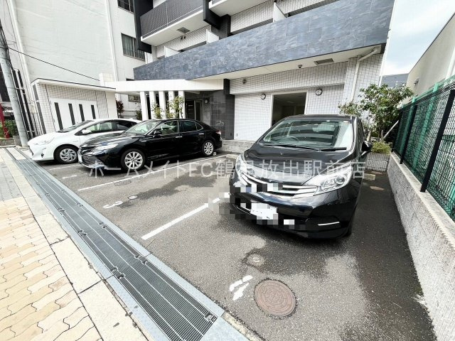 大阪市東成区深江北２丁目の賃貸マンションの駐車場