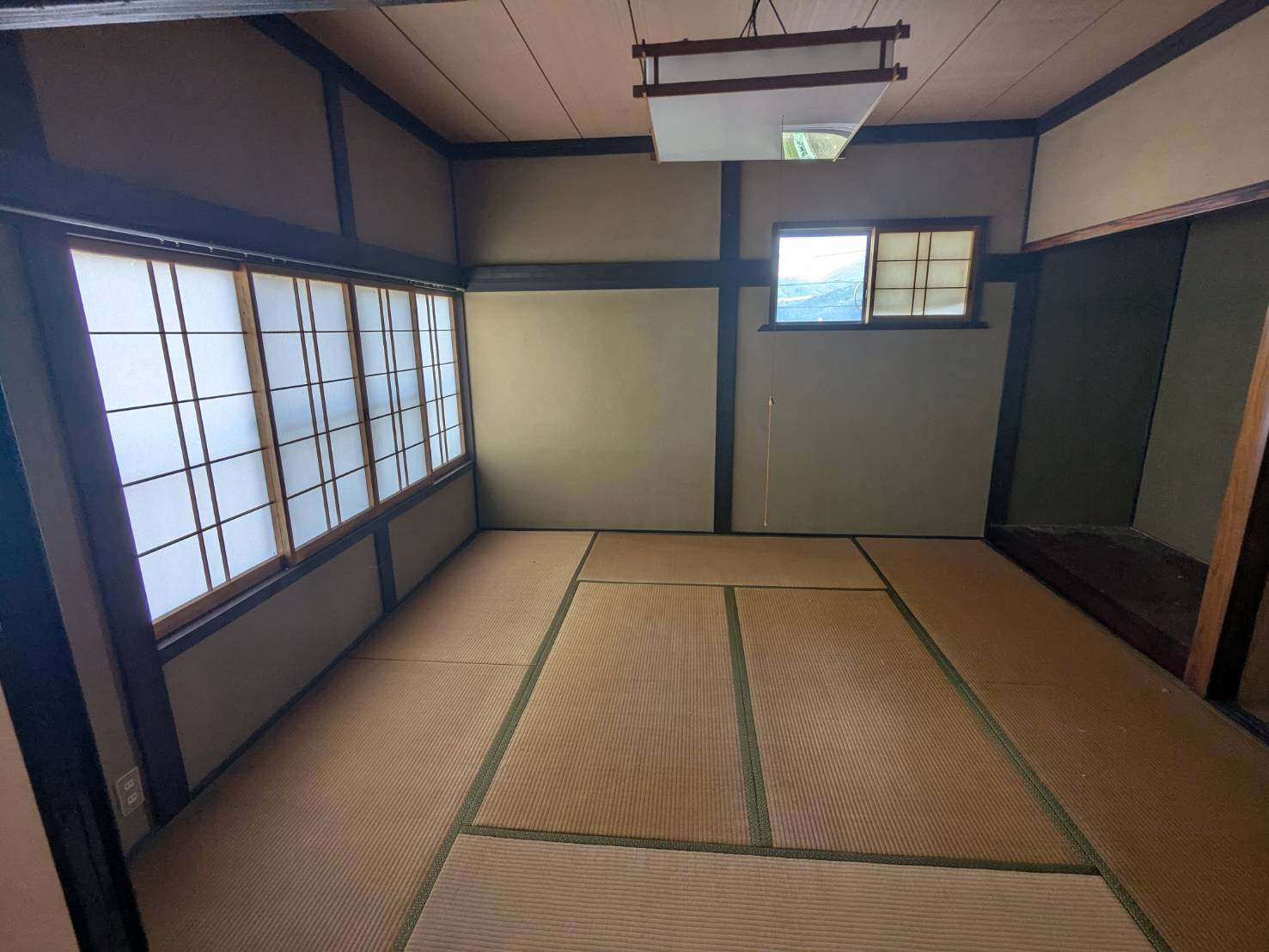 安芸高田市向原町坂字向井原山　中古住宅の和室