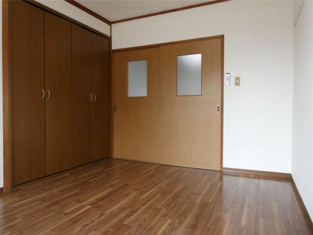 グランメゾンつくばの洋室
