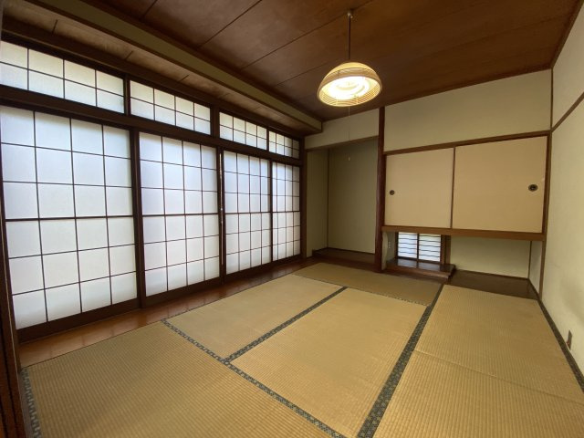 伊敷6丁目　中古戸建ての和室|和の雰囲気たっぷり♪