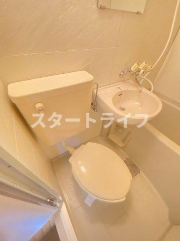 大阪市淀川区東三国３丁目の賃貸マンションのトイレ