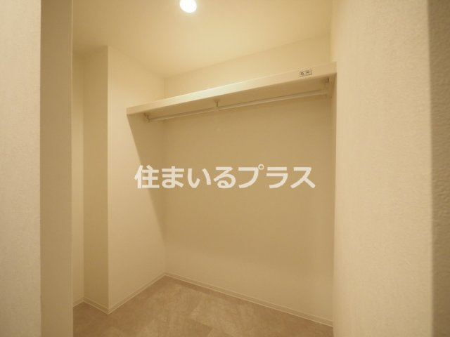 Ｓ－ＭＯＶＥ大阪鶴見の収納