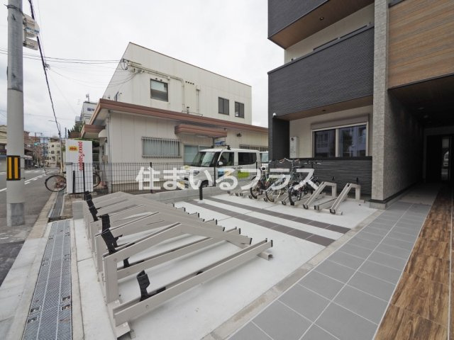 Ｓ－ＭＯＶＥ大阪鶴見の駐車場