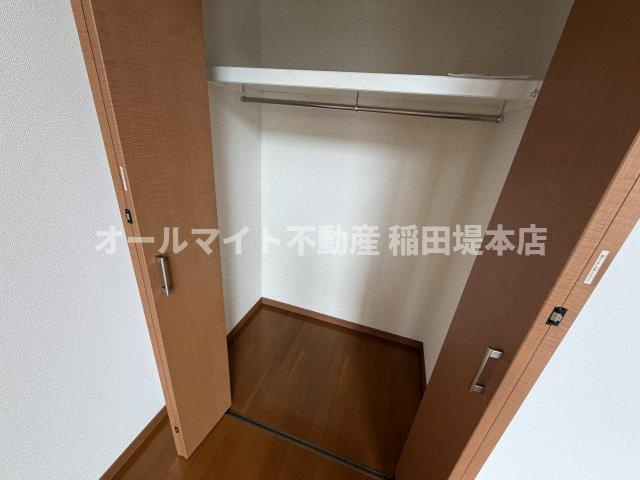 川崎市多摩区菅２丁目のアパートの収納