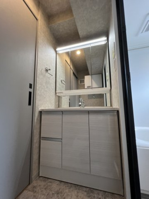 【洗面所】 | マンションヴィップ四谷 | 使いやすい洗面所です