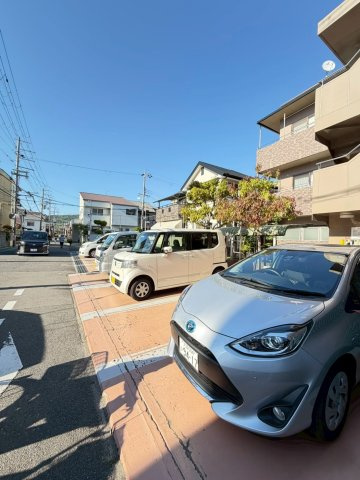 ファゼンダ宮野の駐車場